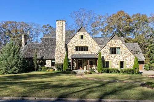 Exterior 4