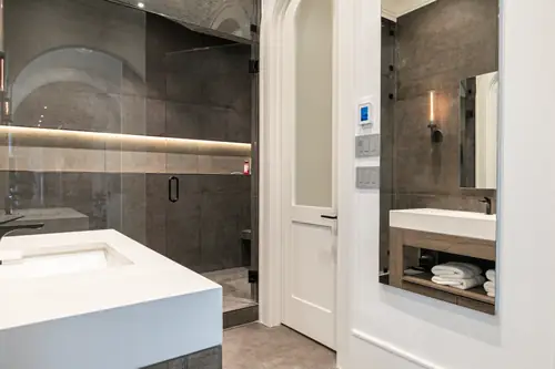 Hall Bath 1