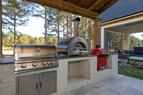 Outdoor Kitchen 3